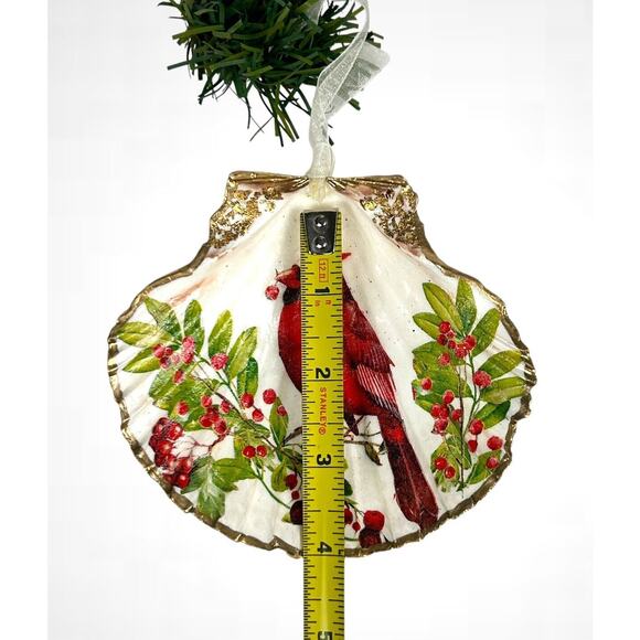 Hand Painted Red Cardinal Ornament Trinket Dish Sea Scallop Shell Holiday Gift - Picture 7 of 10